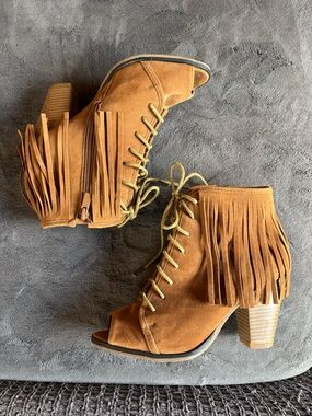 Women’s Forever Suede Fringe Lace-Up Peep Toe Booties Size 6.5